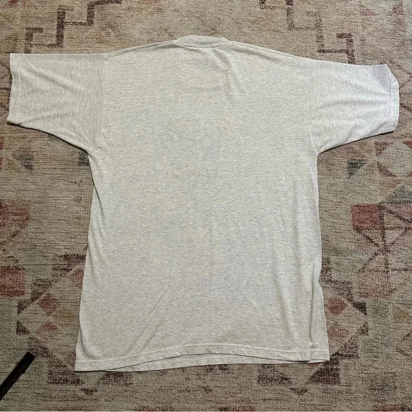 Y2K Disney• Men’s Mickey Mouse America gray t shirt 
Size large - Picture 5 of 10